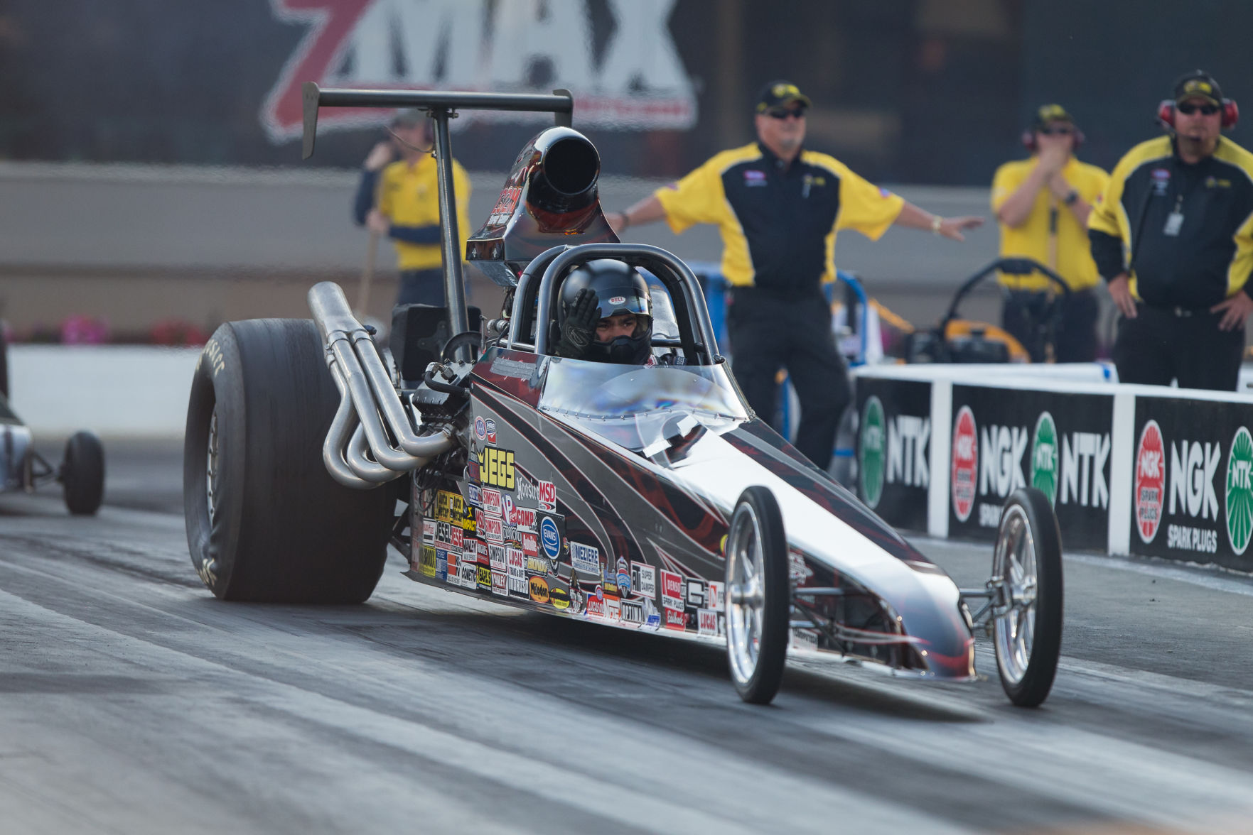 Saturday action at the NGK Spark Plugs NHRA 4-Wide Nationals.